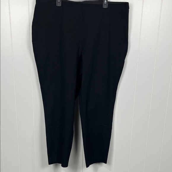 a new day Pants - a new day Womens Pant 20 Black Stretch Waist Straight Leg Pockets Side Zip NWT